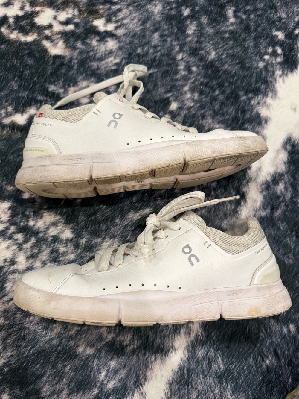 ON Cloud Women’s Rodger Sneakers